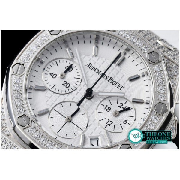 Audemars Piguet - Royal Oak Ladies Chrono SS/RU Wht Stk Diam Bez VK64