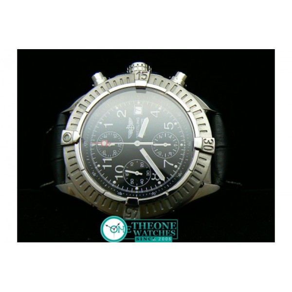 BREITLING AVENGER LEATHER BLACK DIAL WORKING CHRONOS