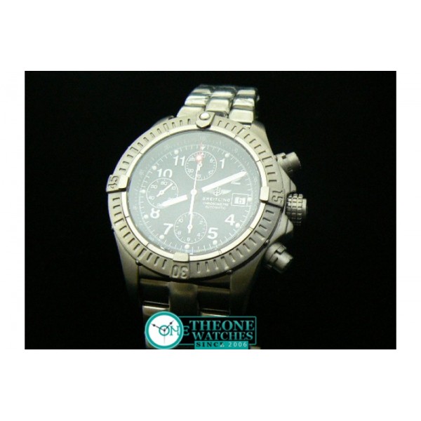 BREITLING CHRONO AVENEGER TITANIUM BLACK DIAL