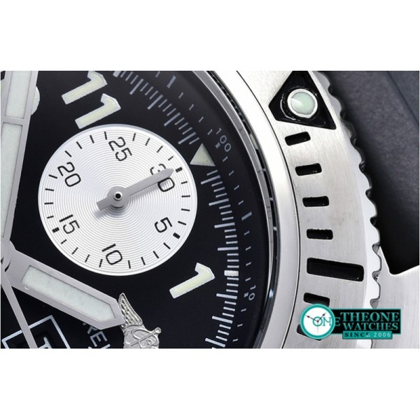 Breitling - SuperOcean SteelFish Chrono SS/RU Blk/Wht A7750