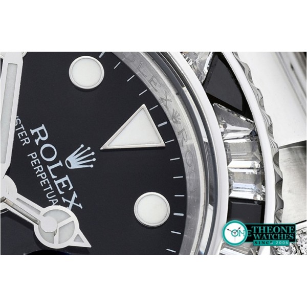 Rolex - GMT II Black/Wht Rubies SS/SS Blk BP A3186 Mod