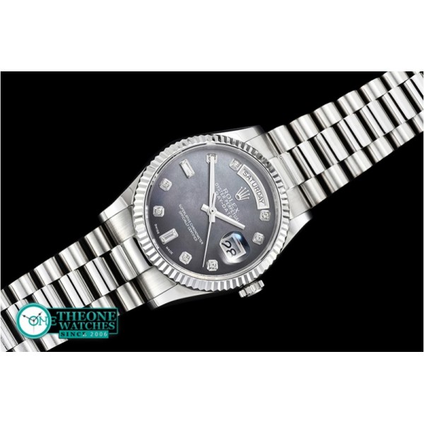 Rolex - DayDate 36mm Flt SS/SS Black MOP Diam BP Swiss 2836