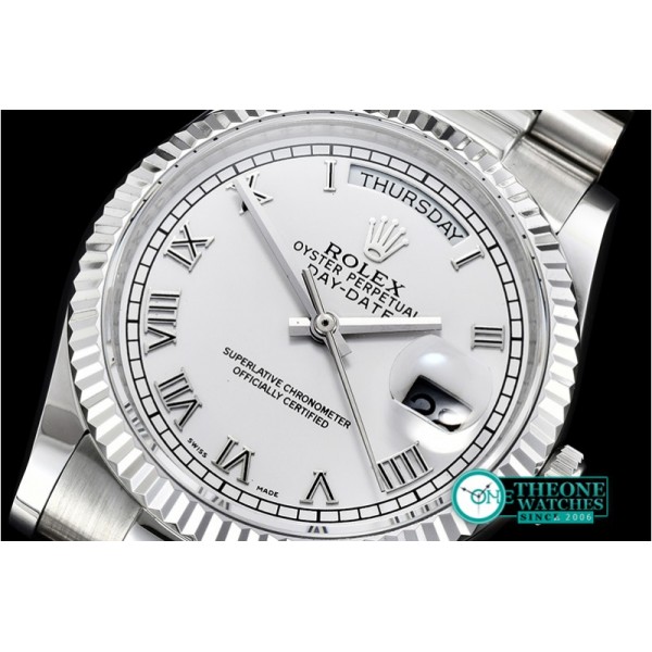 Rolex - DayDate 36mm Flt SS/SS White Diam BP Swiss 2836