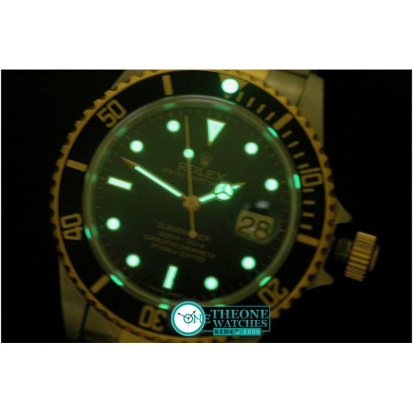 Rolex - 16613 Black SS/YG Sub Jap M-9015