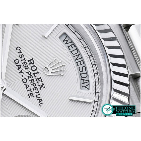 Rolex - DayDate 228206 SS/SS White Roman BP Swiss 2836