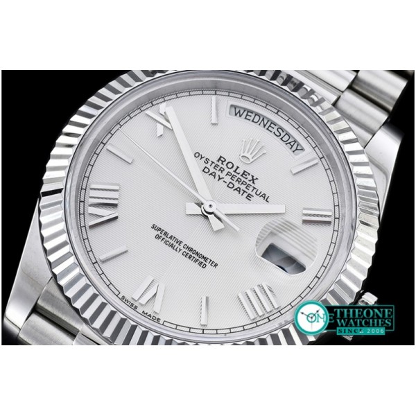 Rolex - DayDate 228206 SS/SS White Roman BP Swiss 2836