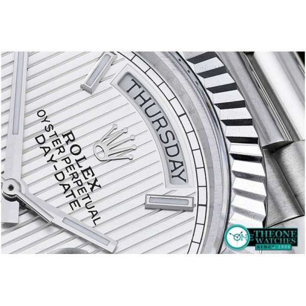 Rolex - DayDate 228206 SS/SS Silver Stick BP Swiss 2836