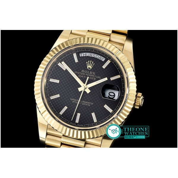 Rolex - DayDate 228206 YG/YG Black Stick BP Swiss 2836