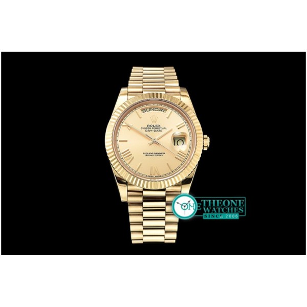 Rolex - DayDate 228206 YG/YG Gold Roman BP Swiss 2836