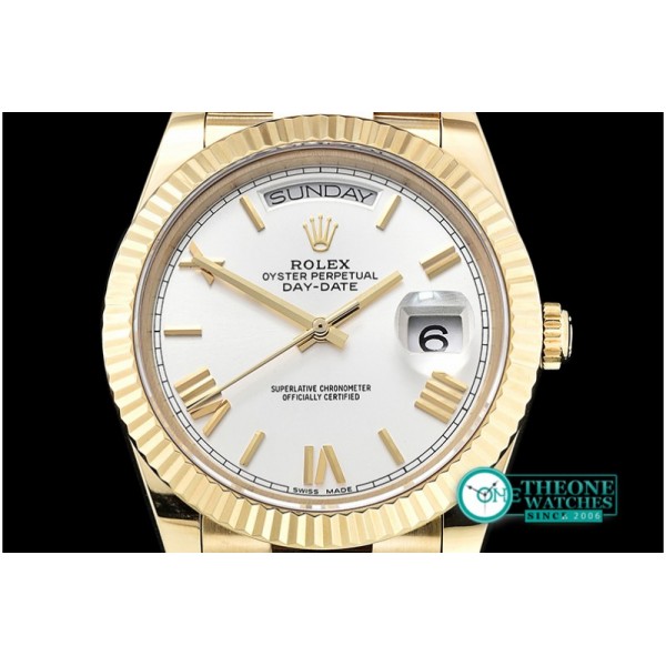 Rolex - DayDate 228206 YG/YG White Roman BP Swiss 2836